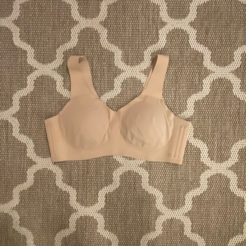 HoneyLove soft foam, V-neck wireless bra, size 1X